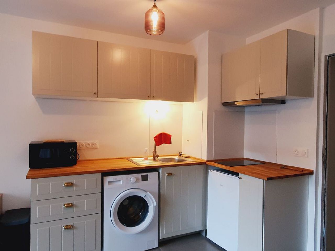 Appartement Studio ANTIBES (06600) AZUR CONCEPT GESTION