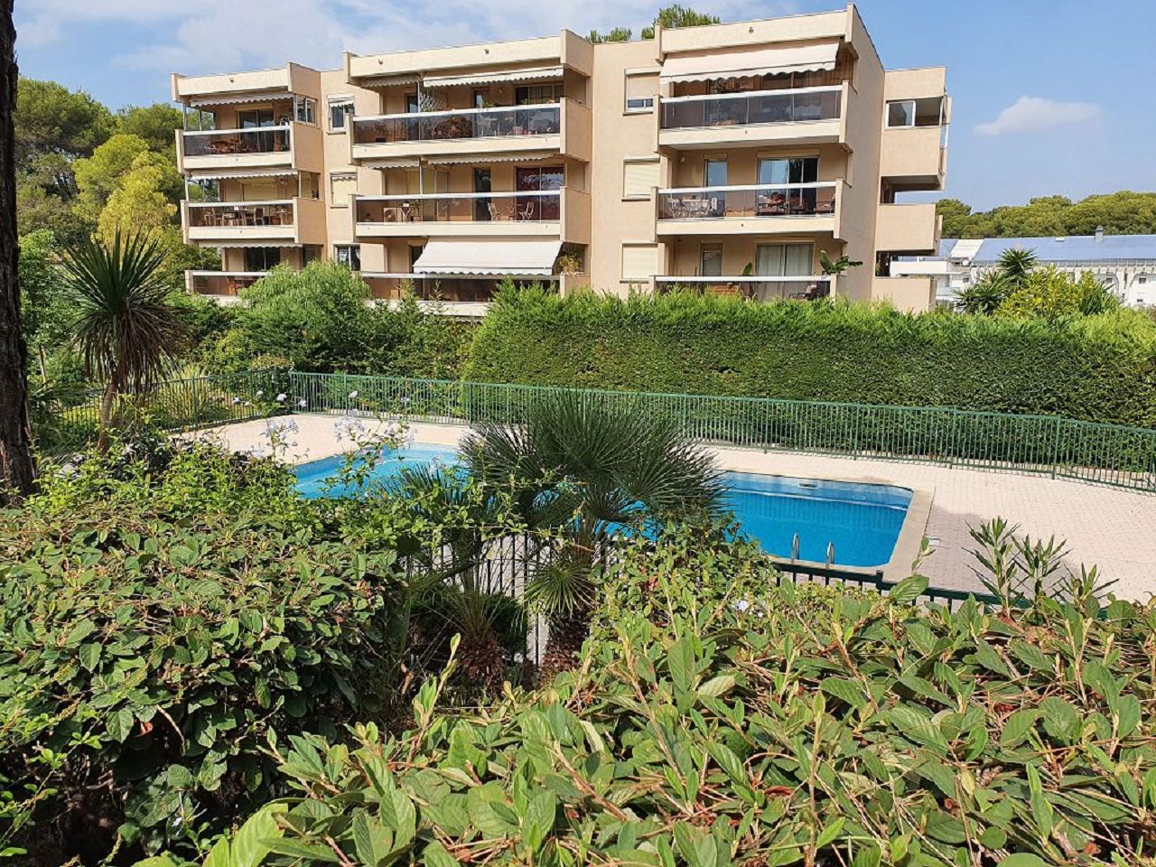 Appartement Studio ANTIBES (06600) AZUR CONCEPT GESTION
