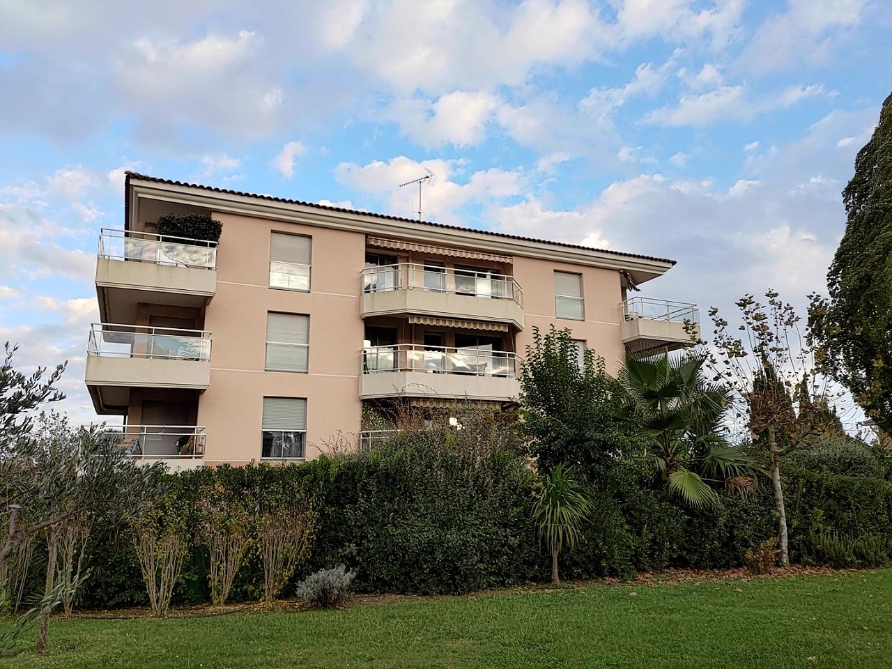 Appartement T2 ANTIBES (06600) AZUR CONCEPT GESTION