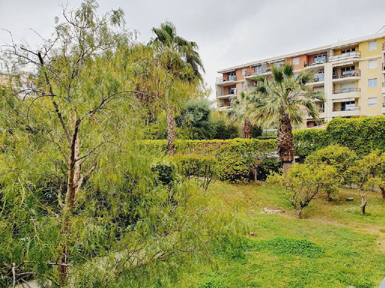 Appartement Studio ANTIBES (06600) AZUR CONCEPT GESTION