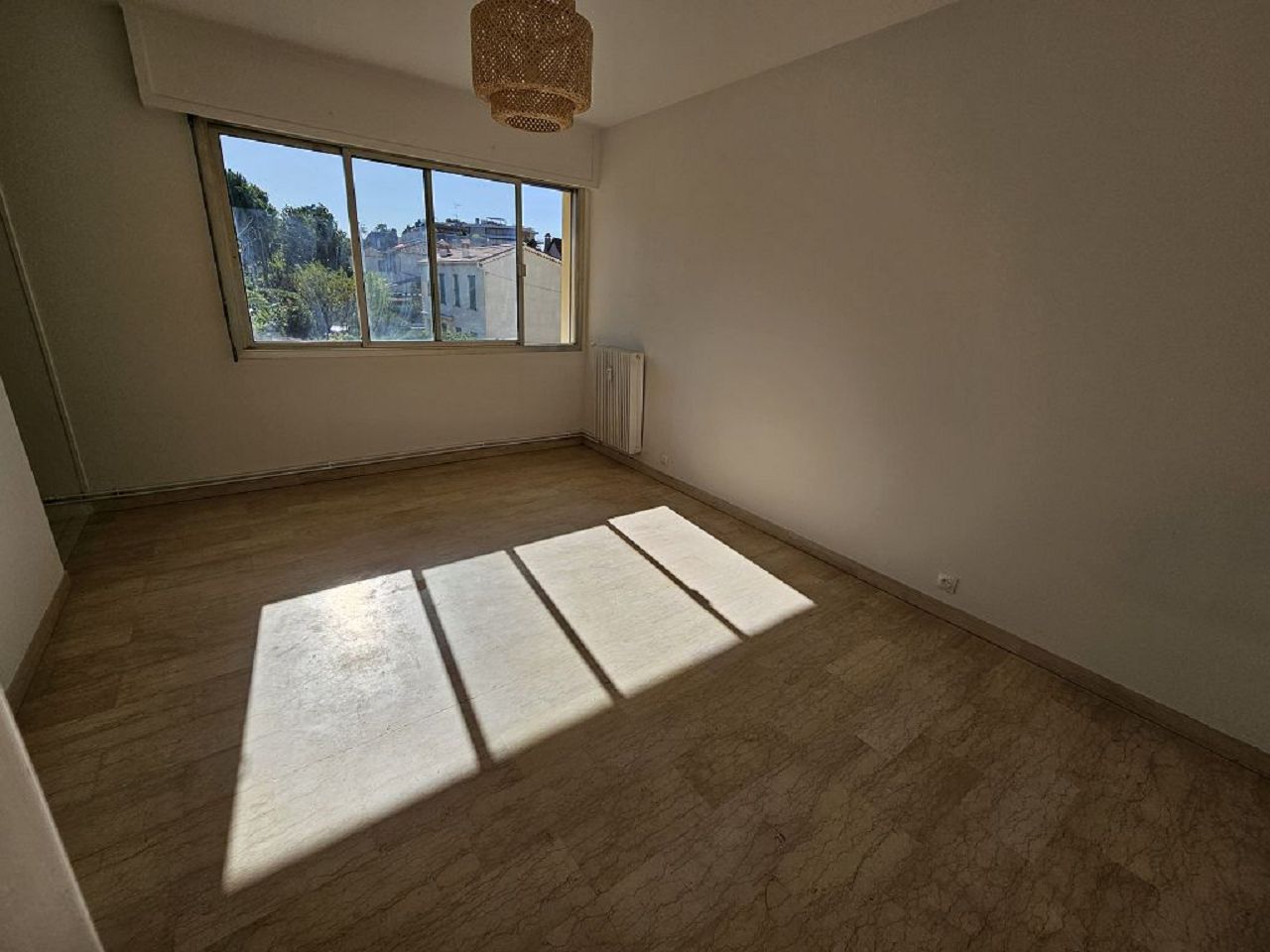 Appartement T1 ANTIBES (06600) AZUR CONCEPT GESTION